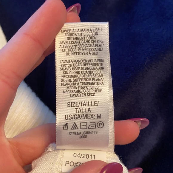 Juicy Couture White Pullover Sweater size M - Picture 4 of 4